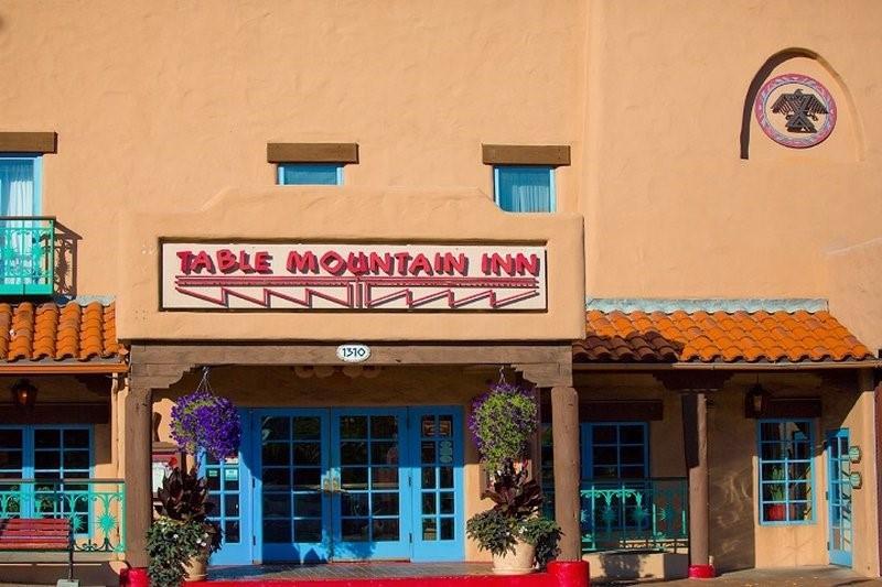 Table Mountain Inn Golden Εξωτερικό φωτογραφία
