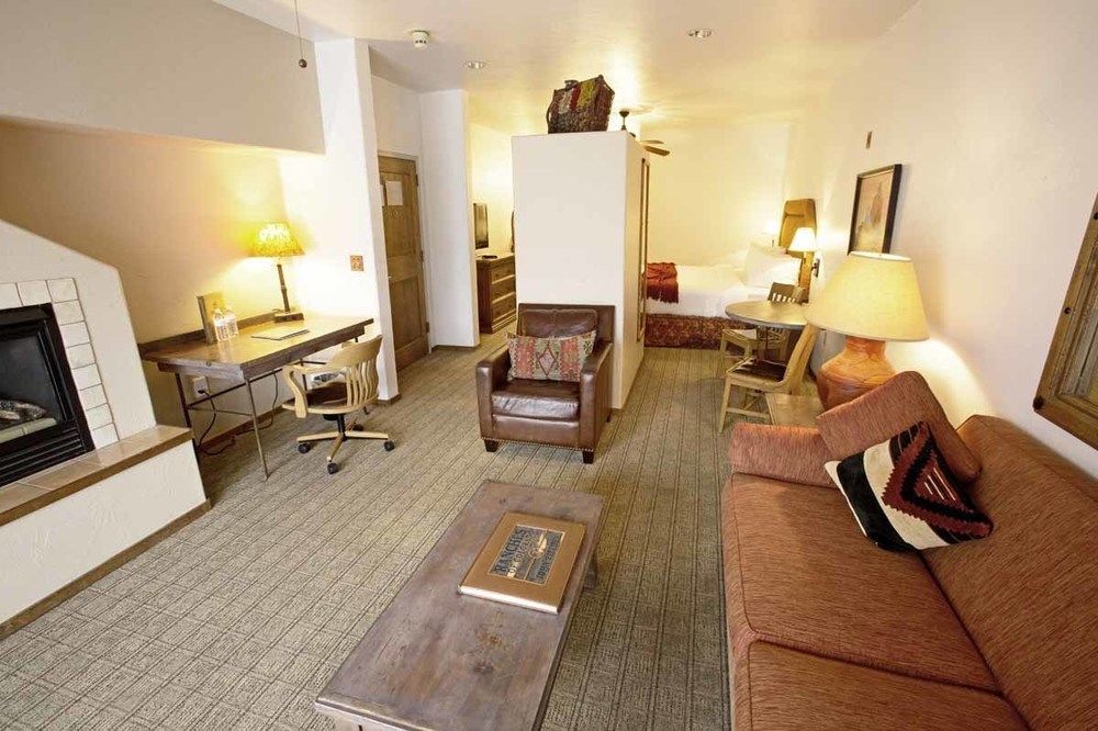 Table Mountain Inn Golden Εξωτερικό φωτογραφία