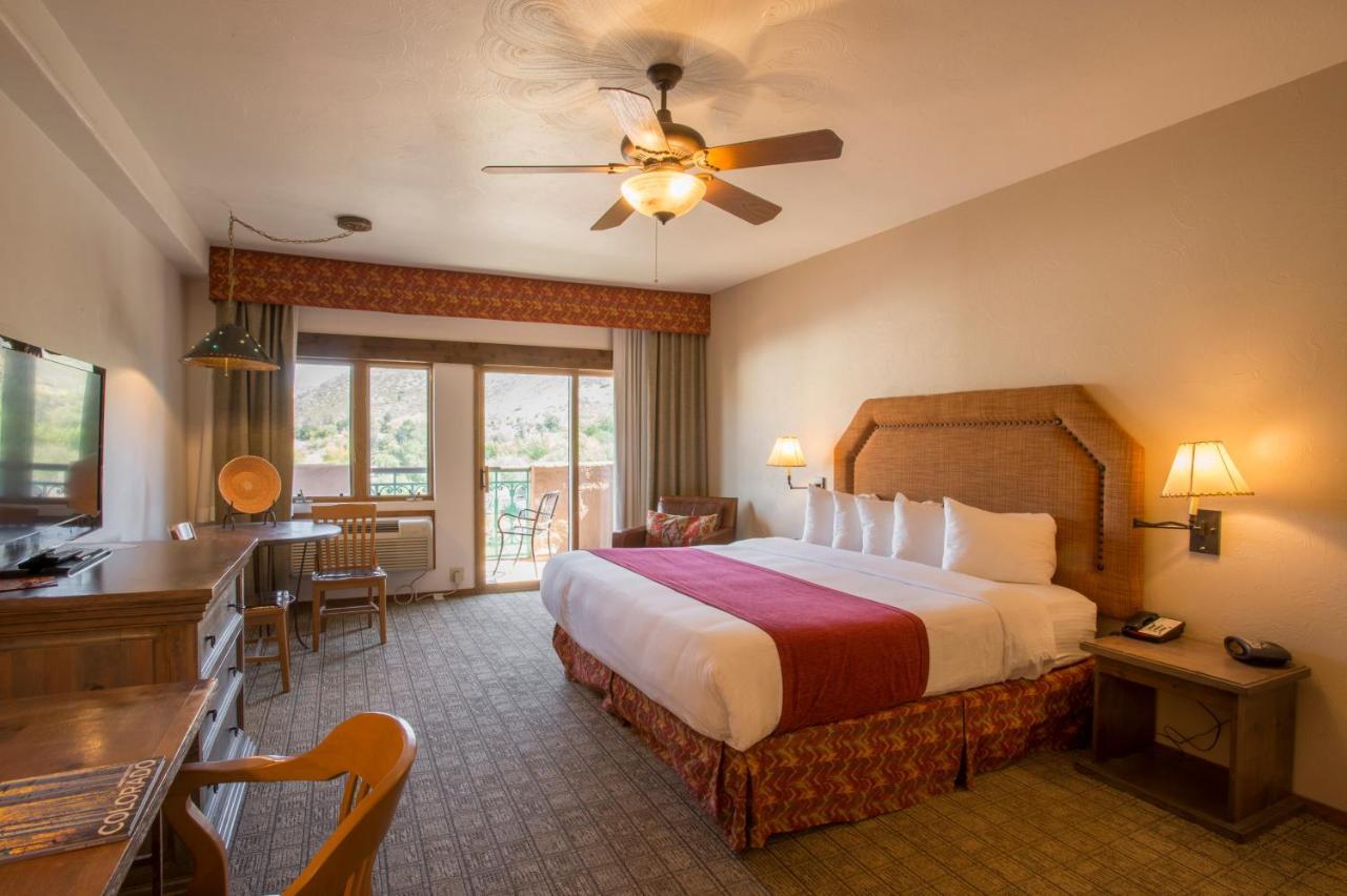 Table Mountain Inn Golden Εξωτερικό φωτογραφία