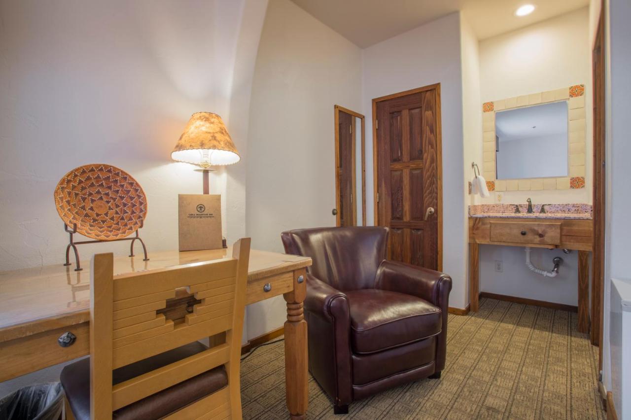 Table Mountain Inn Golden Εξωτερικό φωτογραφία