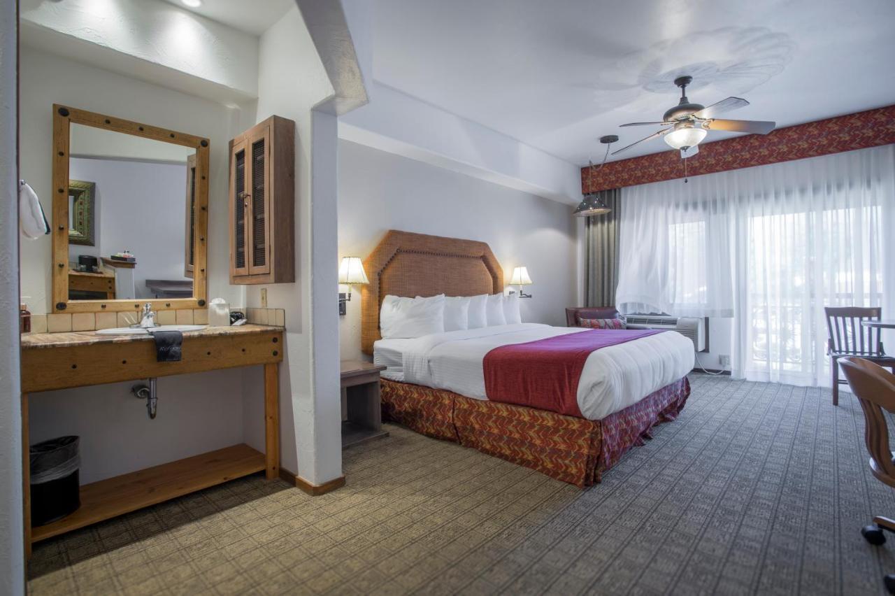 Table Mountain Inn Golden Εξωτερικό φωτογραφία